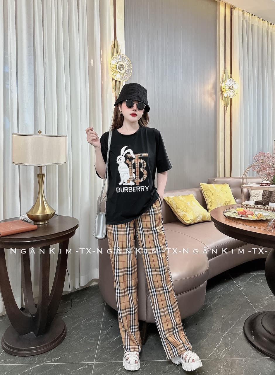 Set Thỏ Burberry form rộng
