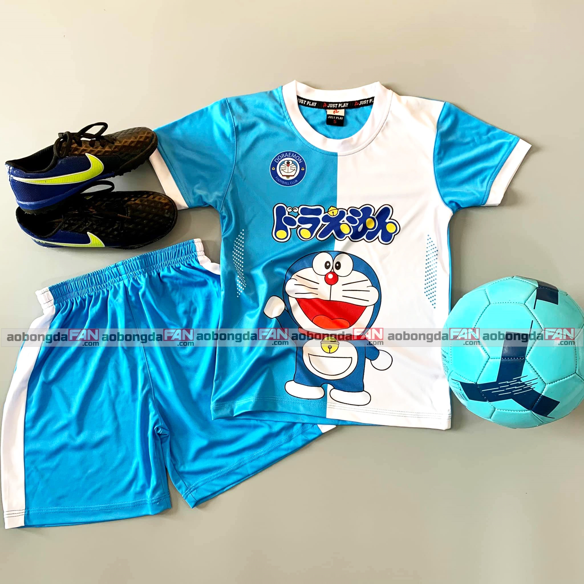 Set Quần Áo Bóng Đá Trẻ Em Doreamon Xanh 2022, Set Đá Banh Trẻ Em Thoáng Mát