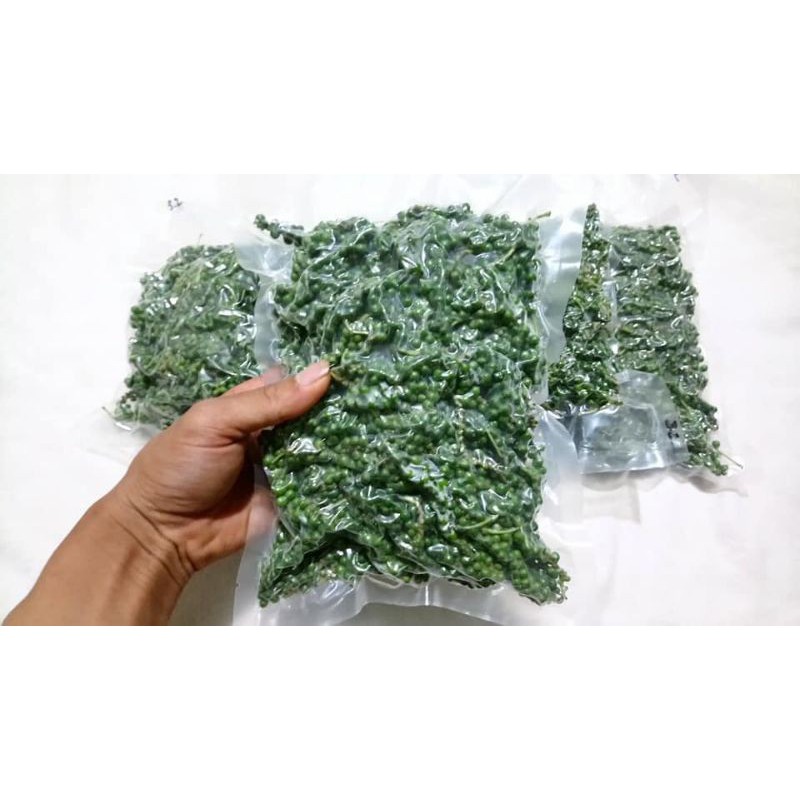 1kg TIÊU XANH NGUYÊN CHÙM (ĐÓNG TÚI
