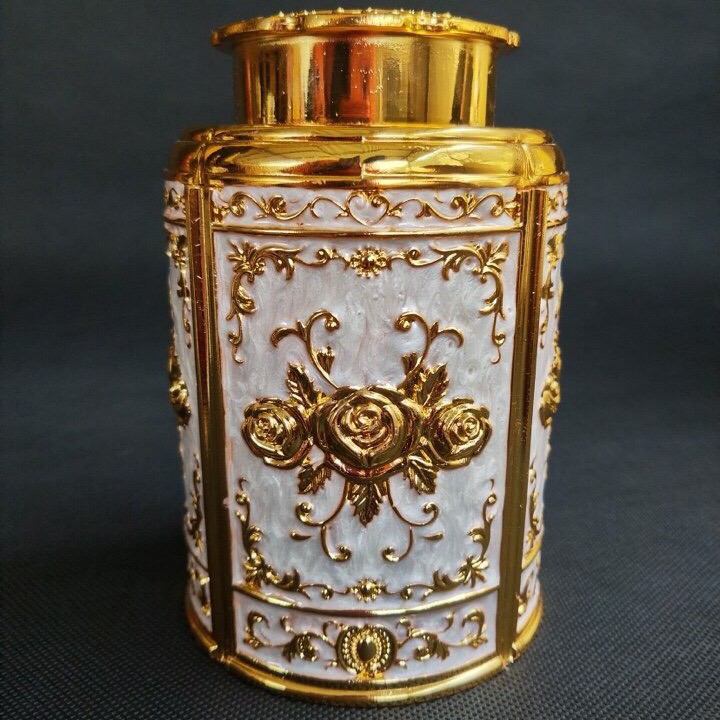 HỘP ĐỰNG CHÈ ĐỒNG VÀNG SANG TRỌNG