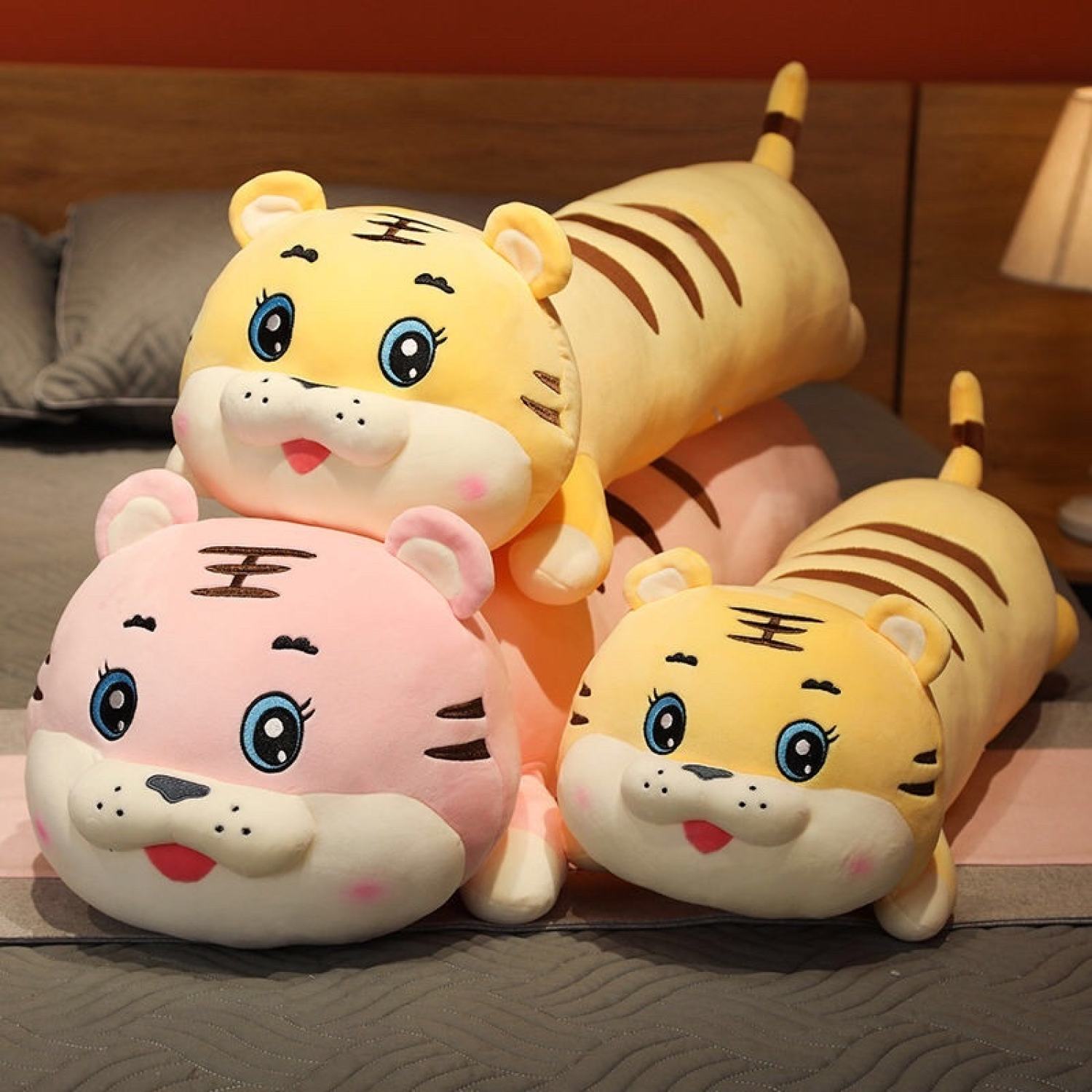 Gấᴜ bông hổ nằm, gối ôm con cọp nằm cute nhồi gòn 100%.