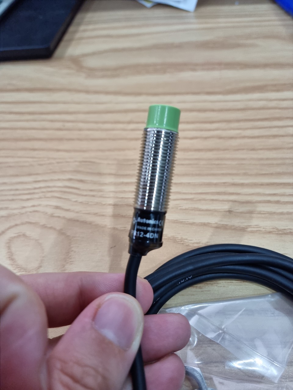 Cảm biến tiệm cận autonic pr12-4dn