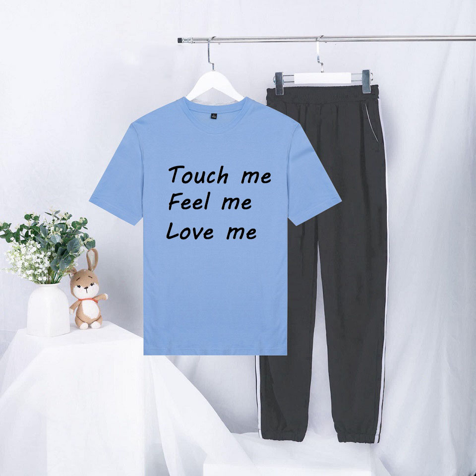 Sét Bộ Đồ Quần Áo Thời Trang Uzlzzang Nữ Ngắn Tay Mùa Hè Siêu Xinh Cute Mặc Đi Chơi Dạo Phố, Áo Xanh Cotton In Họa Tiết Chữ Touch Me Feel Me Kèm Quần Thun Sọc Bo Gấu Phong Cách