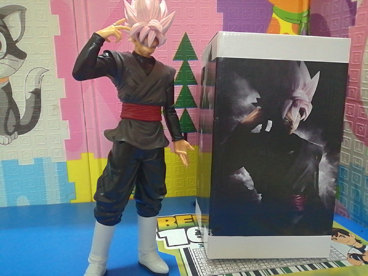 Mô hình Black Goku Rose cao 32 cm