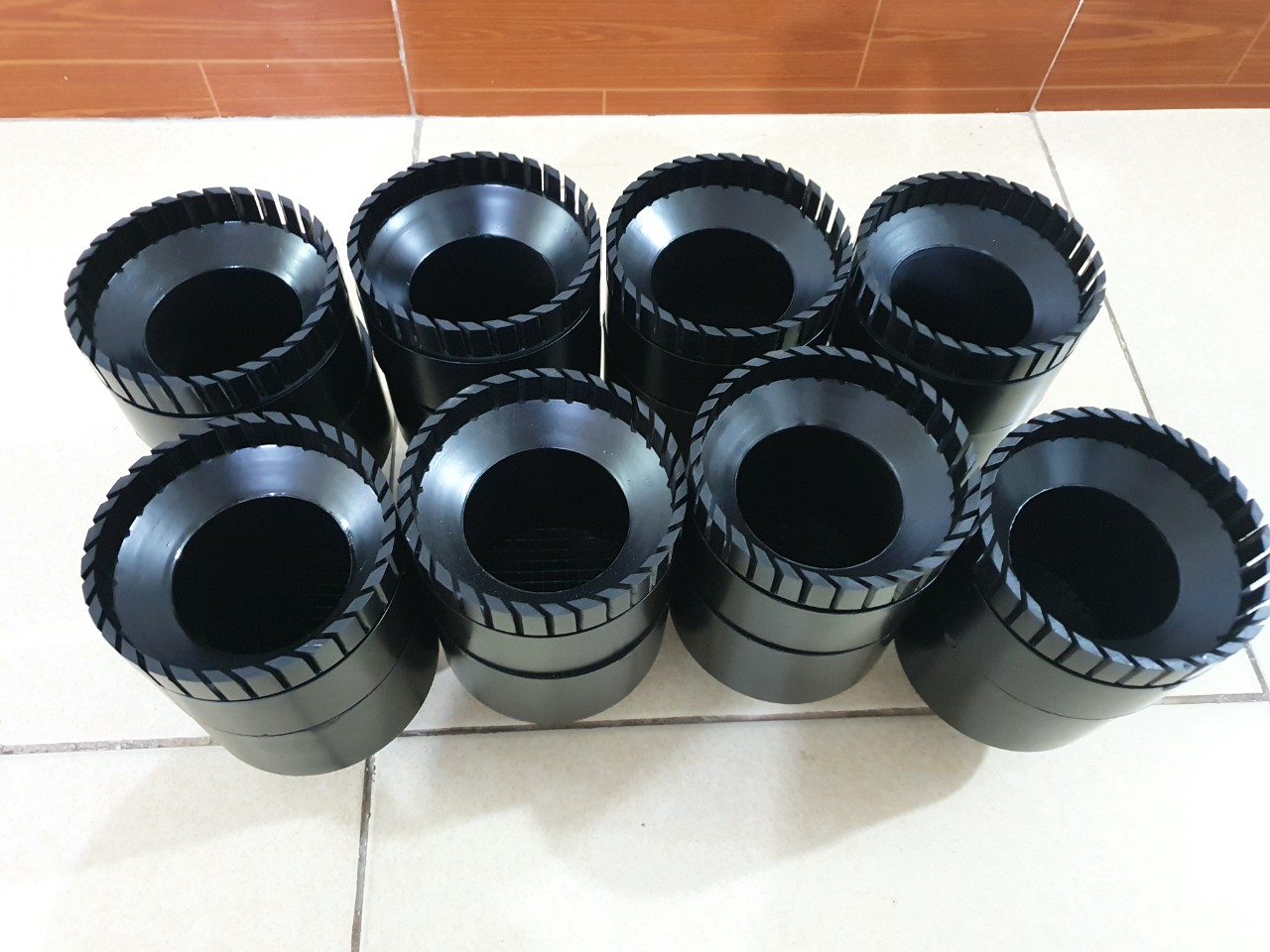 Hút mặt hồ cá, hút mặt hồ koi, hút mặt bể cá cảnh