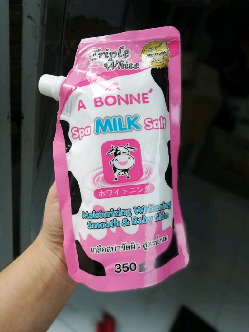 Muối tắm sữa bò tẩy tế bào chết A Bonne Spa Milk Salt Thái Lan 350g