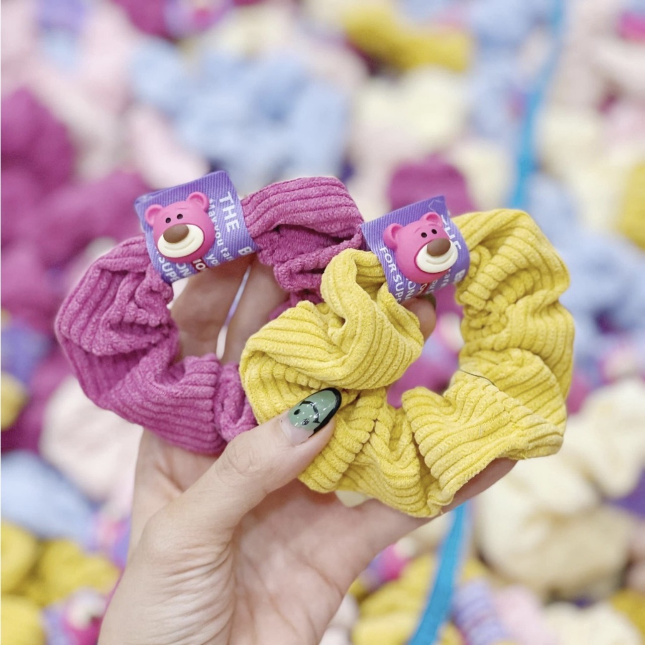 Dây cột tóc Gấu dâu Gấu Lotso vải len nhiều màu sắc