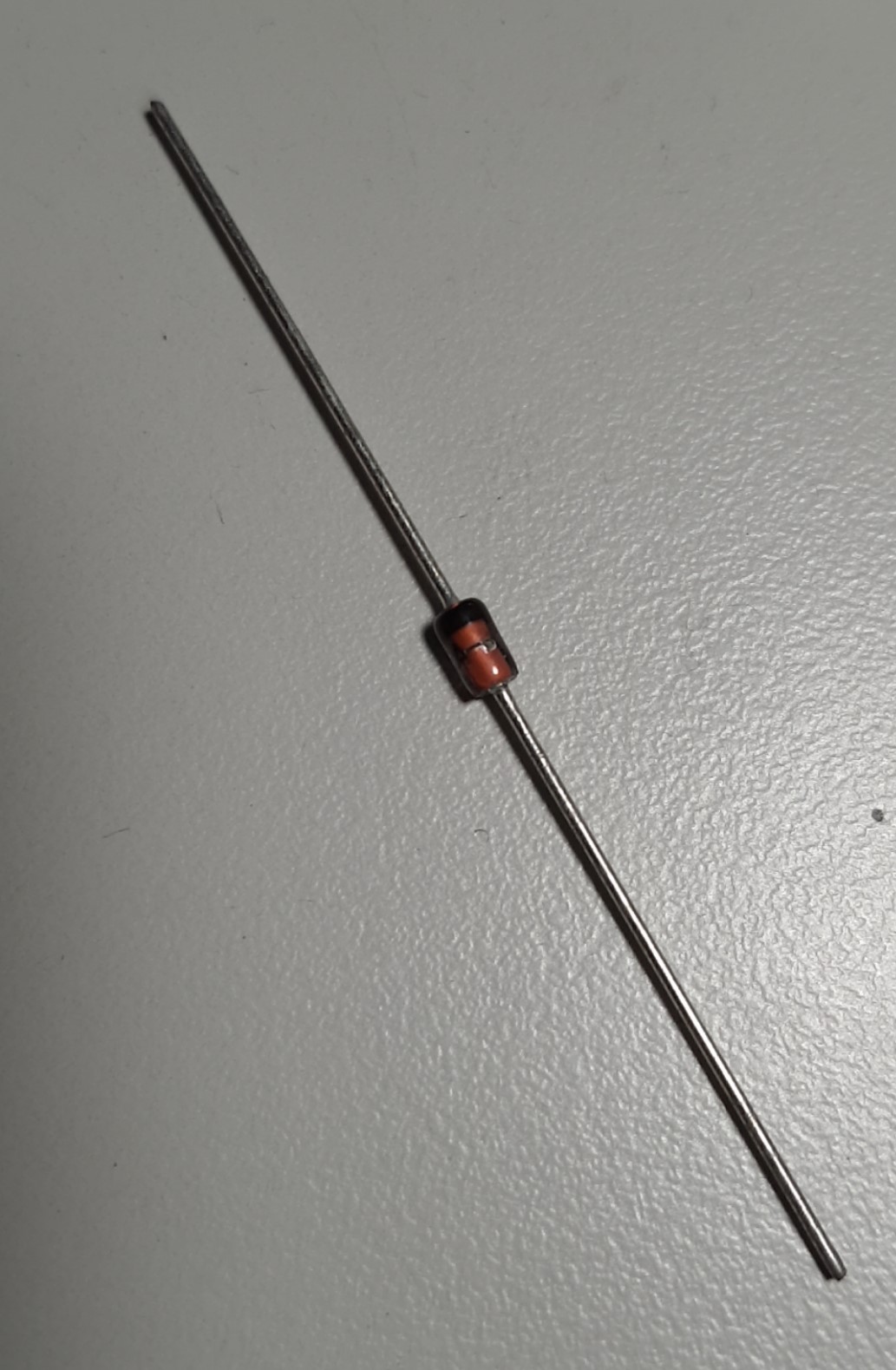 Combo 10 diode 1n4746a do-41 điốt zener 18v 1w 14 ohms