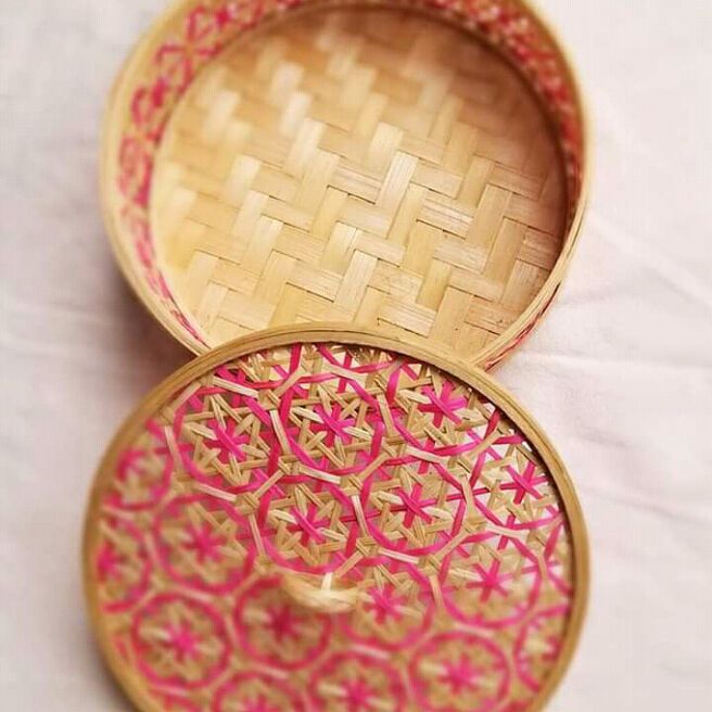 Hộp đựng kim chỉ