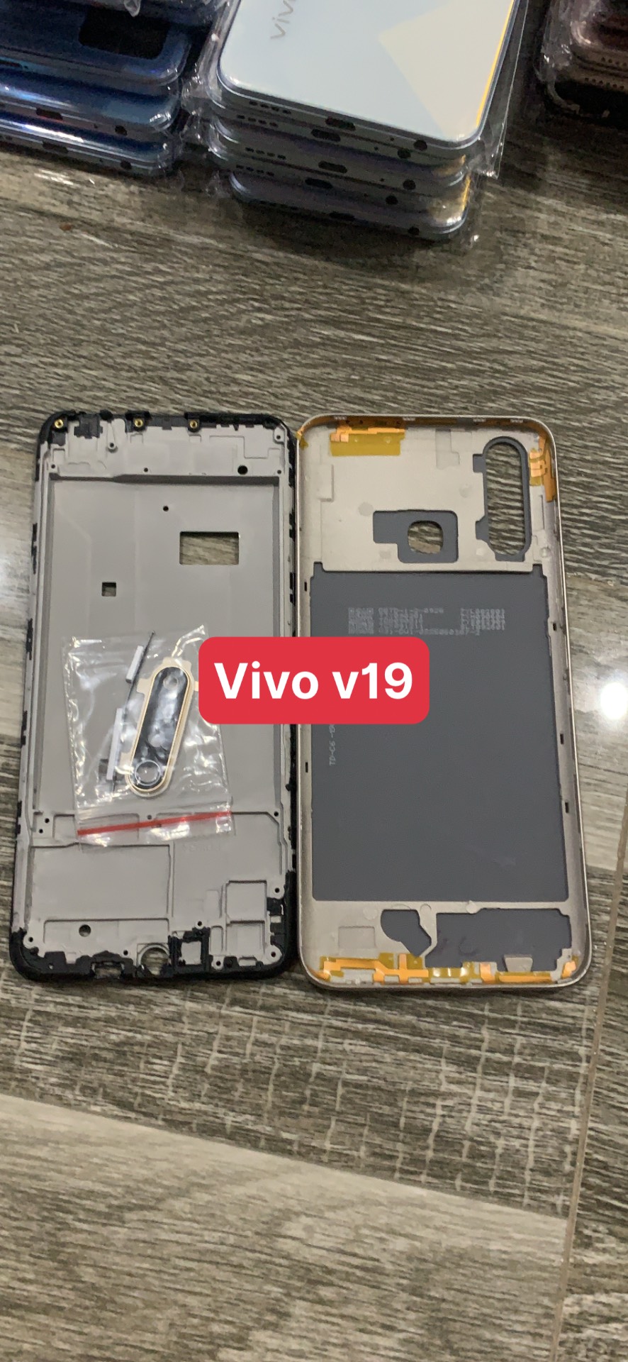 Bộ vỏ vivo y19 ( gồn, sườn, lưng, kính cam, nút bấn)