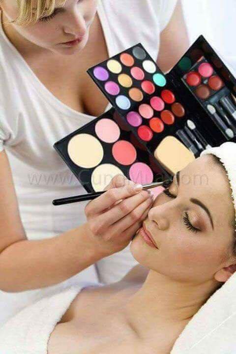 Trong hÃ¬nh áº£nh cÃ³ thá» cÃ³: 1 ngÆ°á»i