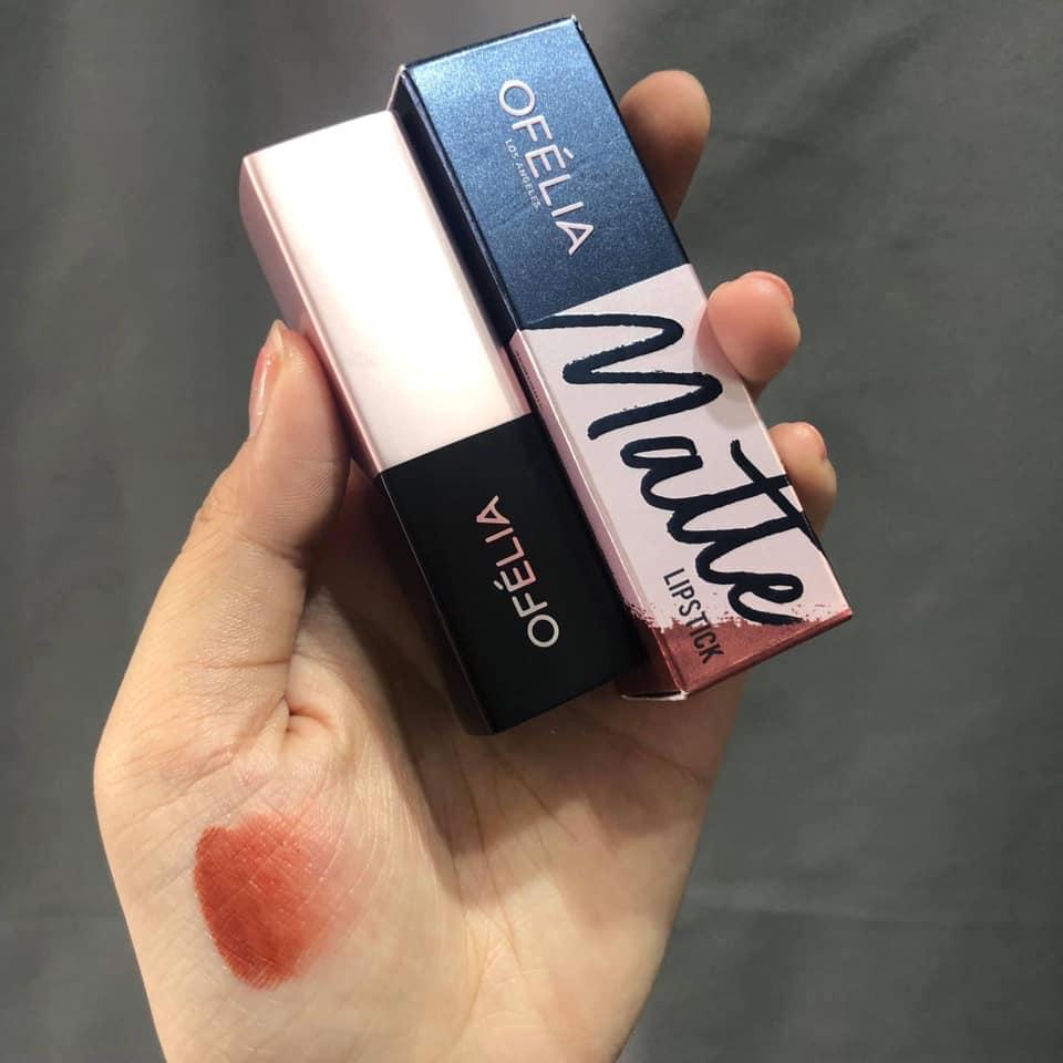 Son ofélia modern matte lipstick màu 1212 : đỏ nâu trầm.