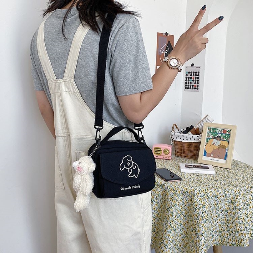 Túi đeo chéo vải canvas thêu hình chú cún dễ thương phong cách Nhật Bản BL 2090