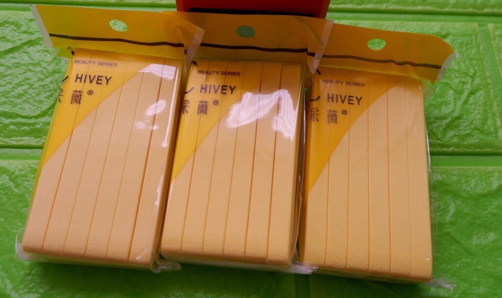 Bọt biển rửa mặt Chivey-Bông nở rửa mặt (Bịch 12 miếng)