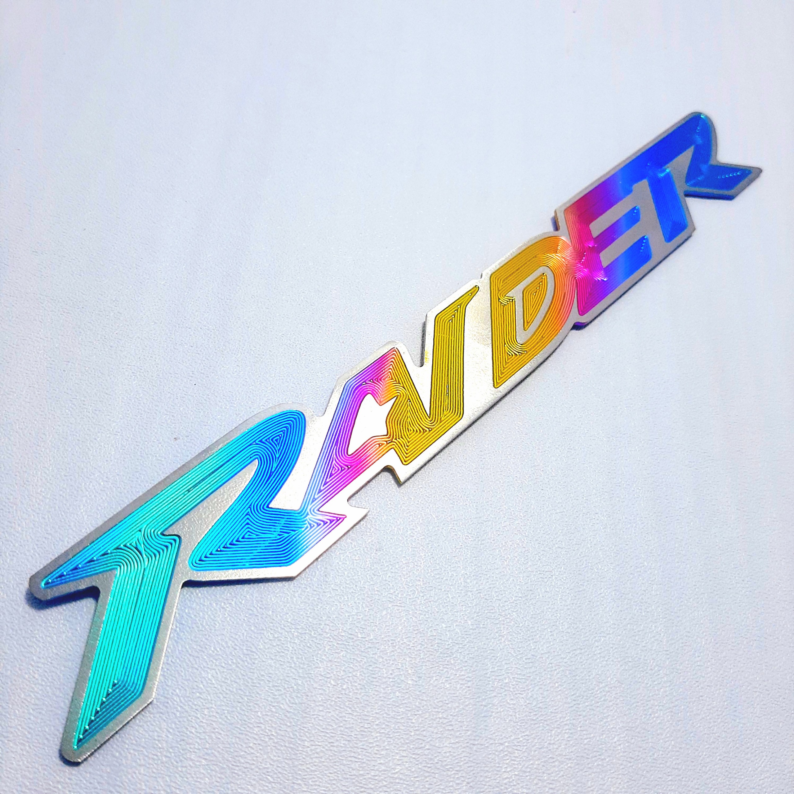 Tem raider,tem logo raider titan có sẳn keo 3m chống bong tróc, chống thắm nước, chất liệu titan