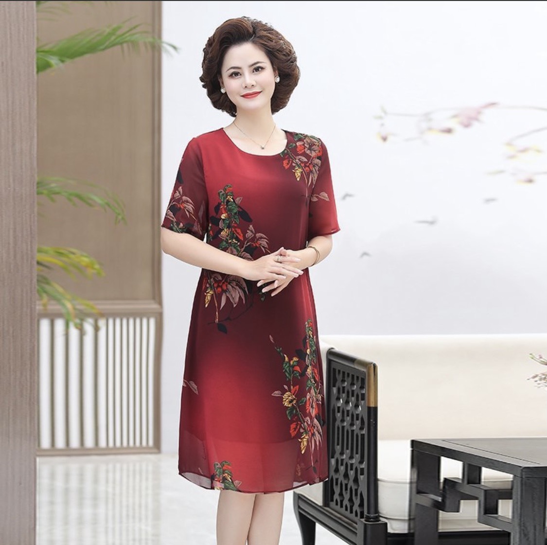 Váy voan suông cho mẹ trung niên U50