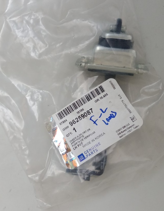 Hạn chế cửa lanos, hãm cửa lanos-xịn chính hãng