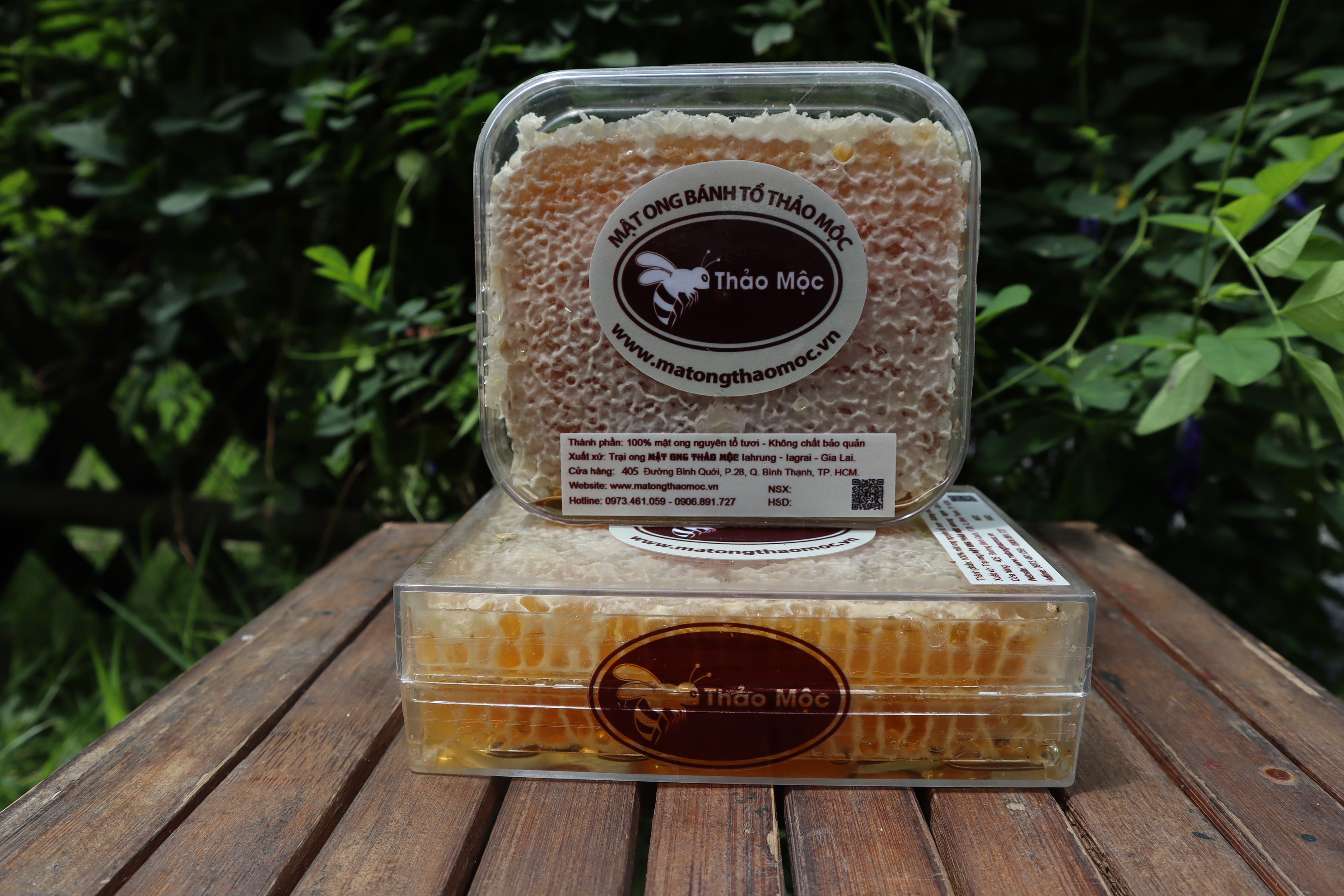 Mật ong bánh tổ thảo mộc tươi nguyên chất 330gr