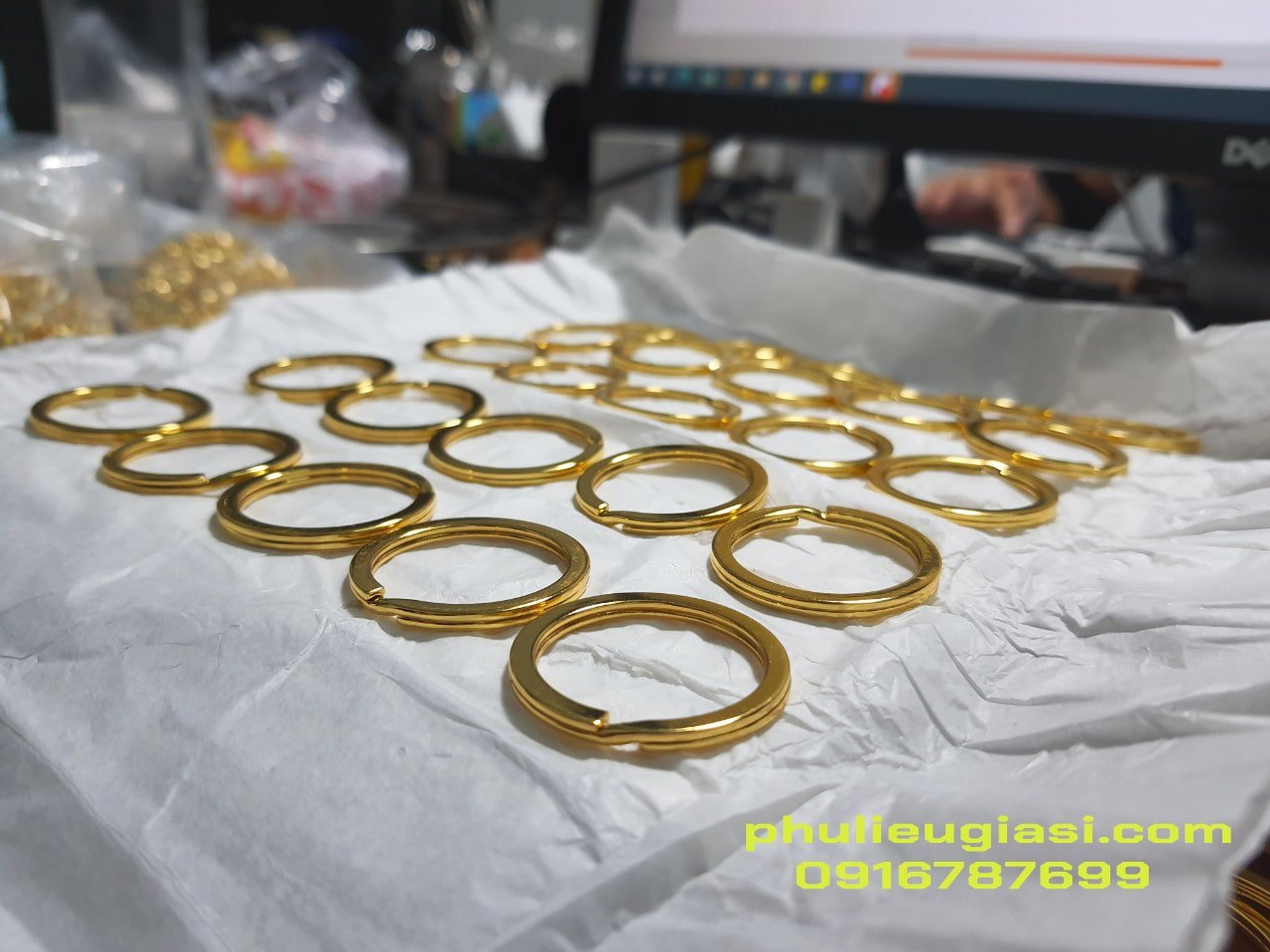 KHOEN MÓC KHÓA MÀU VÀNG CAO CẤP 3CM (COMBO 20)