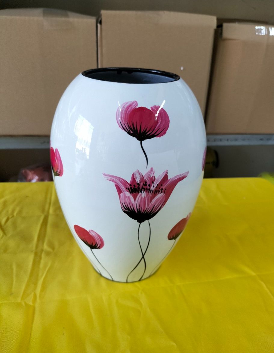 LỌ HOA DÁNG XOÀI, SƠN MÀI MỸ NGHỆ BÁT TRÀNG. NỀN TRẮNG VẼ HOA MÀU HỒNG, S3 CAO 22.5cm Rộng 14cm,model:LHDXT3VHMH,0.75kg