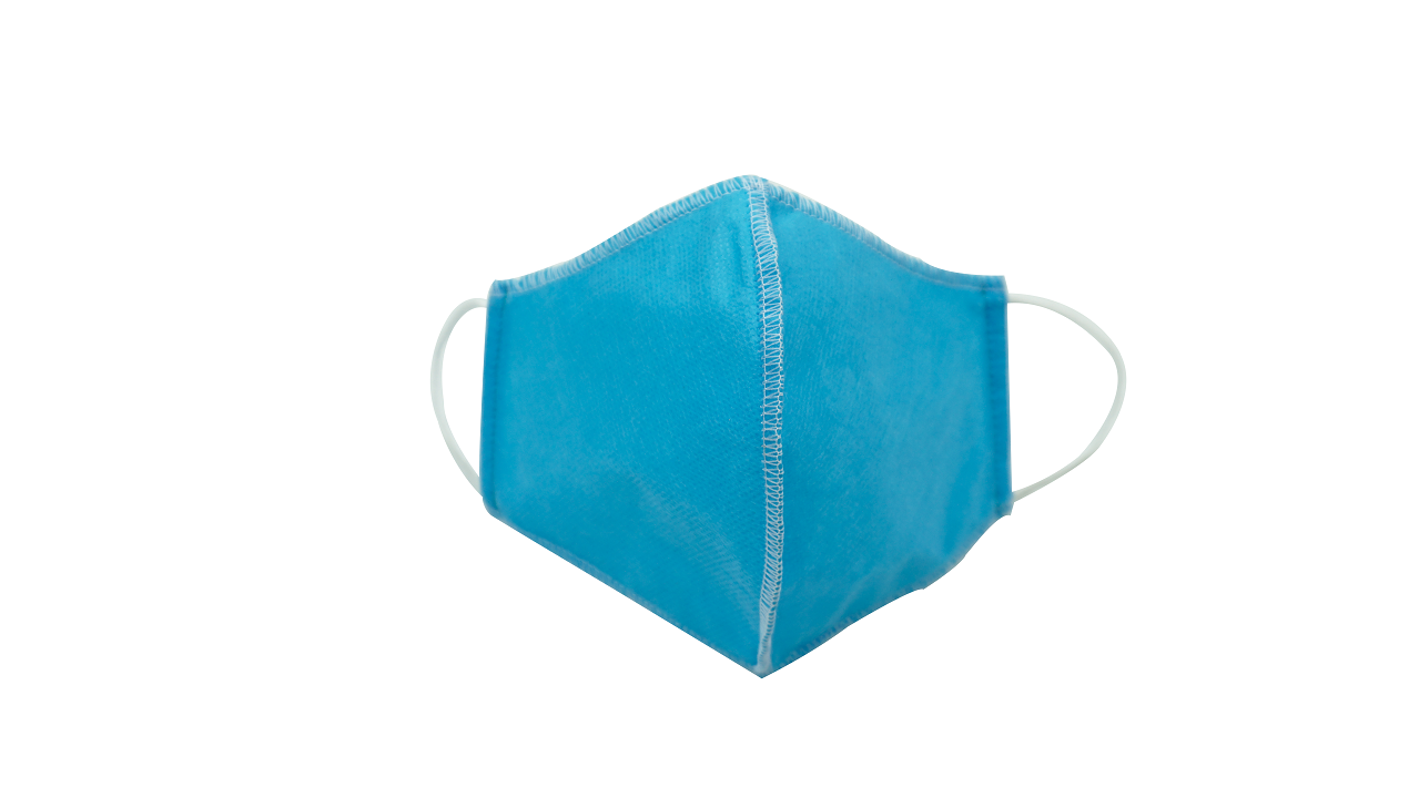 Combo 2 khẩu trang vải y tế trắng 4 lớp chất liệu vải không dệt kháng khuẩn, mềm mại, không bí thở, co dãn thoải mãi, không đau tai, không đọng sương trên kính, chặn tia UV, rộng rãi, thoáng khí, dễ thở, tái sử dụng được 30 lần.