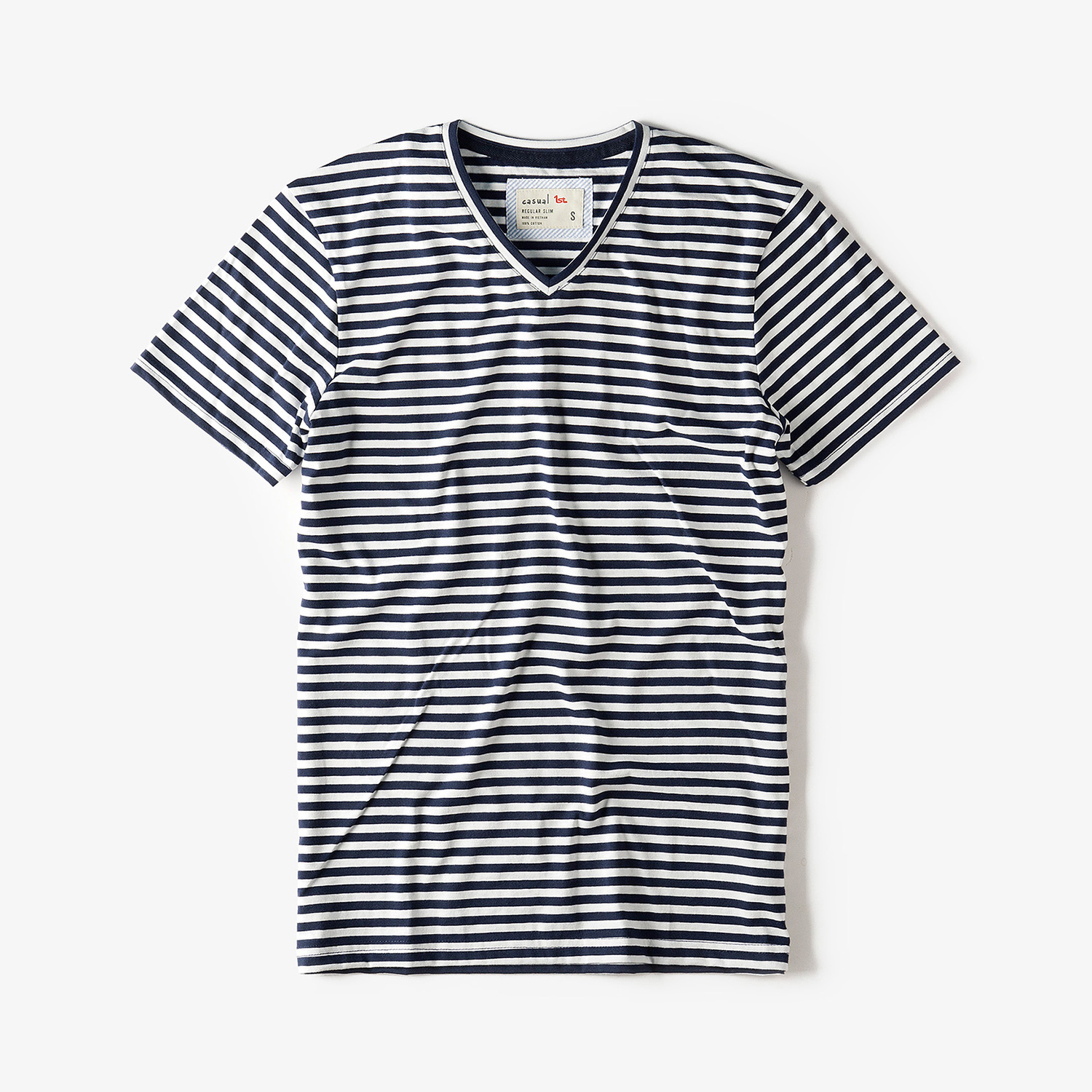 [HCM]Áo thun nam phông sọc Casual 1st cổ tim tay ngắn cộc vải 100% cotton cao cấp thoáng mát thấm hút mồ hôi form áo trẻ trung thích hợp đi làm đi chơi dạo phố du lịch Made in Vietnam