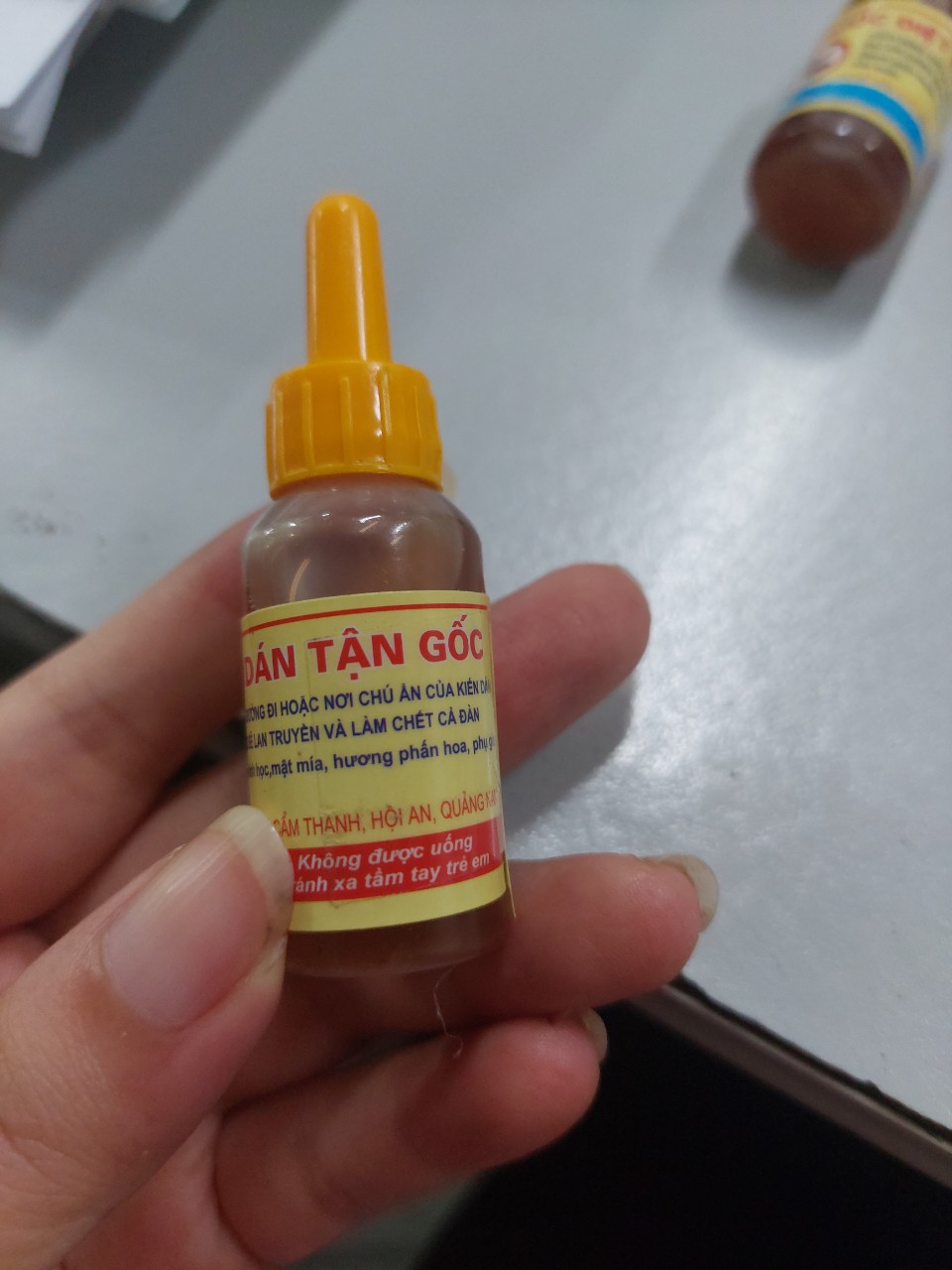 thuoc-diet-kien-gian-sinh-hoc-diet-tan-goc-khong-doc-hai-bao-chau-quang-nam-lo-10ml-hang-tot-chinh-hang-2 thuoc-diet-kien-gian-sinh-hoc-diet-tan-goc-khong-doc-hai-bao-chau-quang-nam-lo-10ml-hang-tot-chinh-hang-2