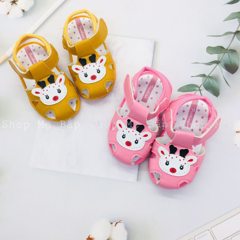 Giày tập đi có còi đế caosu siêu nhẹ cho bé