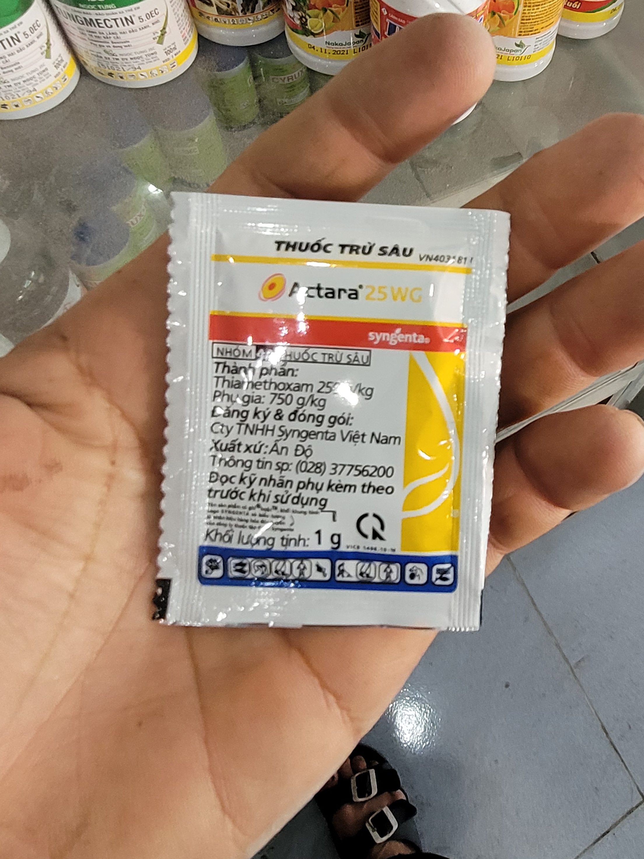 Thuốc trừ bọ trĩ, bọ rầy, rệp sáp cho hoa hồng, cây cảnh Actara 25WG - Thương hiệu g Syngenta