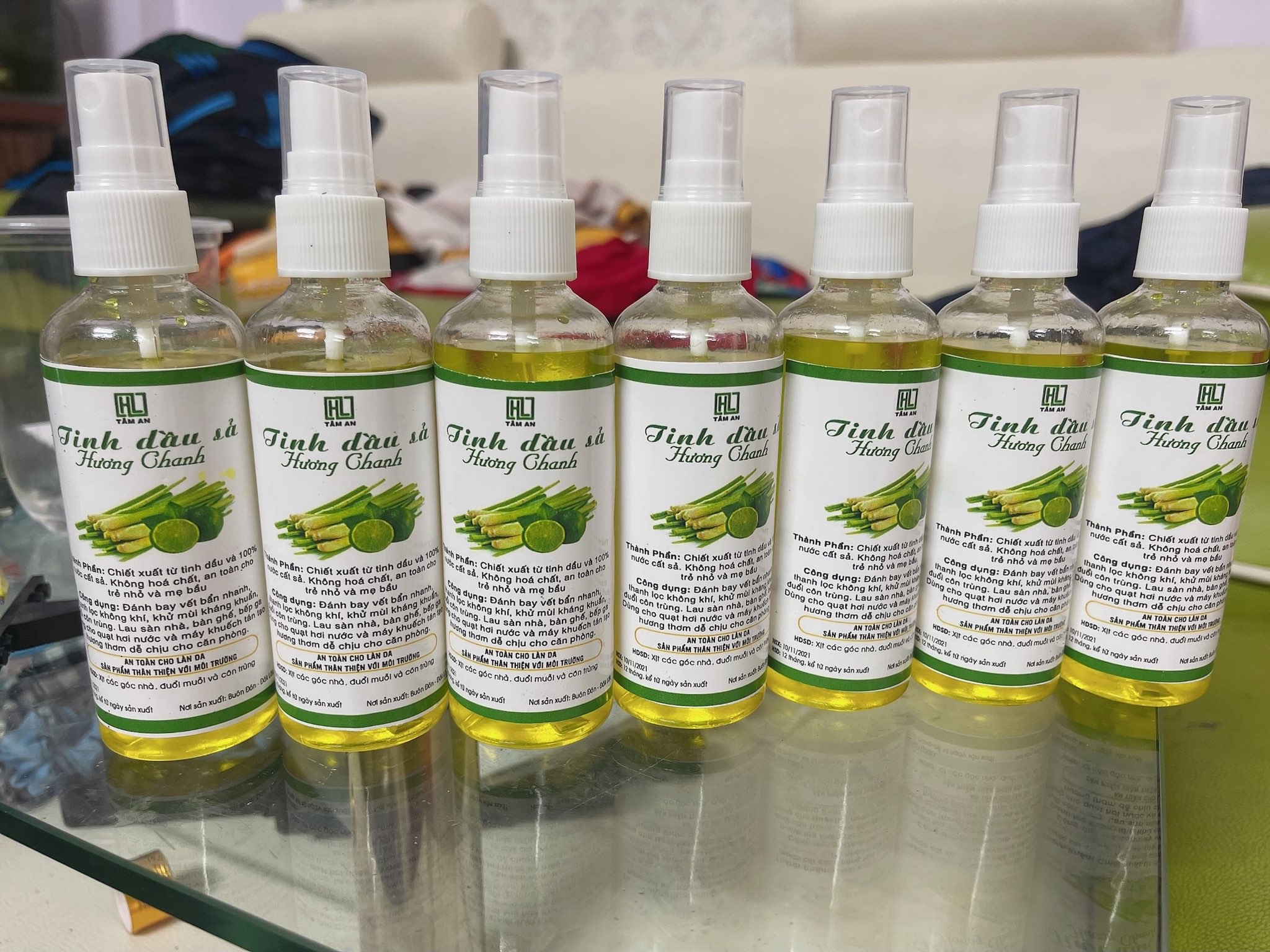 Tinh dầu sả hương chanh xịt muỗi tự nhiên an toàn 100ml