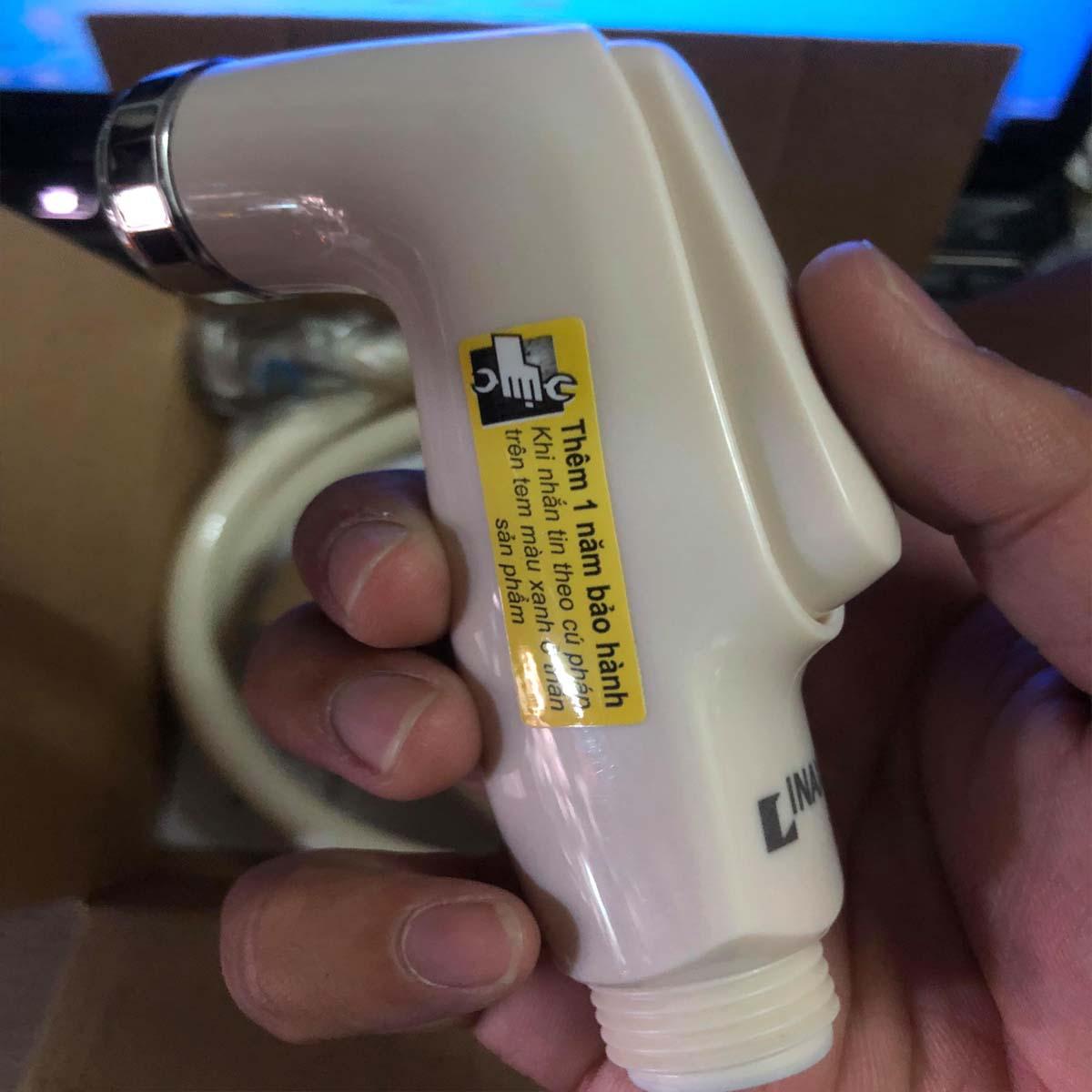 [HCM]Bộ Vòi Xịt Vệ Sinh Cao Cấp Inax CFV-102A