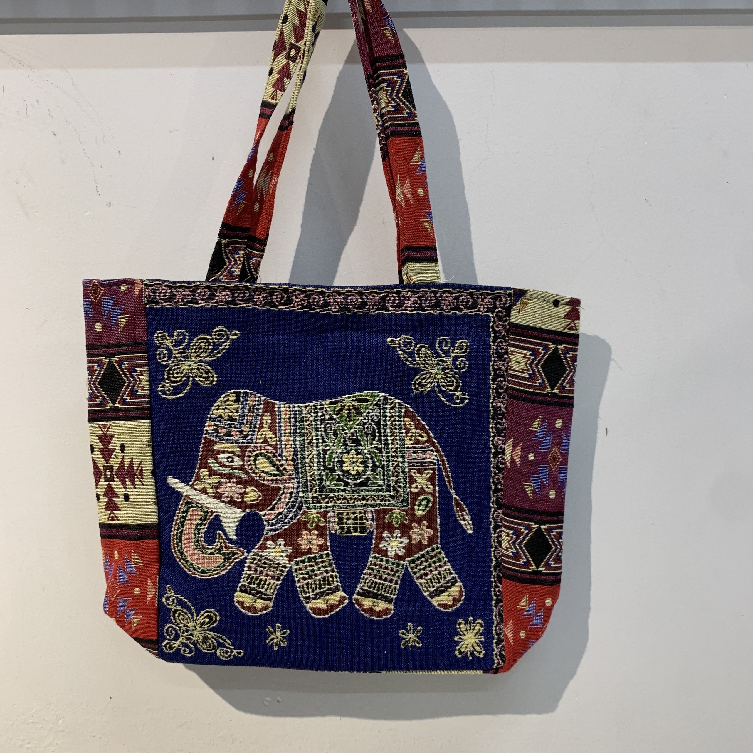Túi thổ cẩm đeo vuông phối siêu đáng yêu kích thước 34 cm x 43 cm