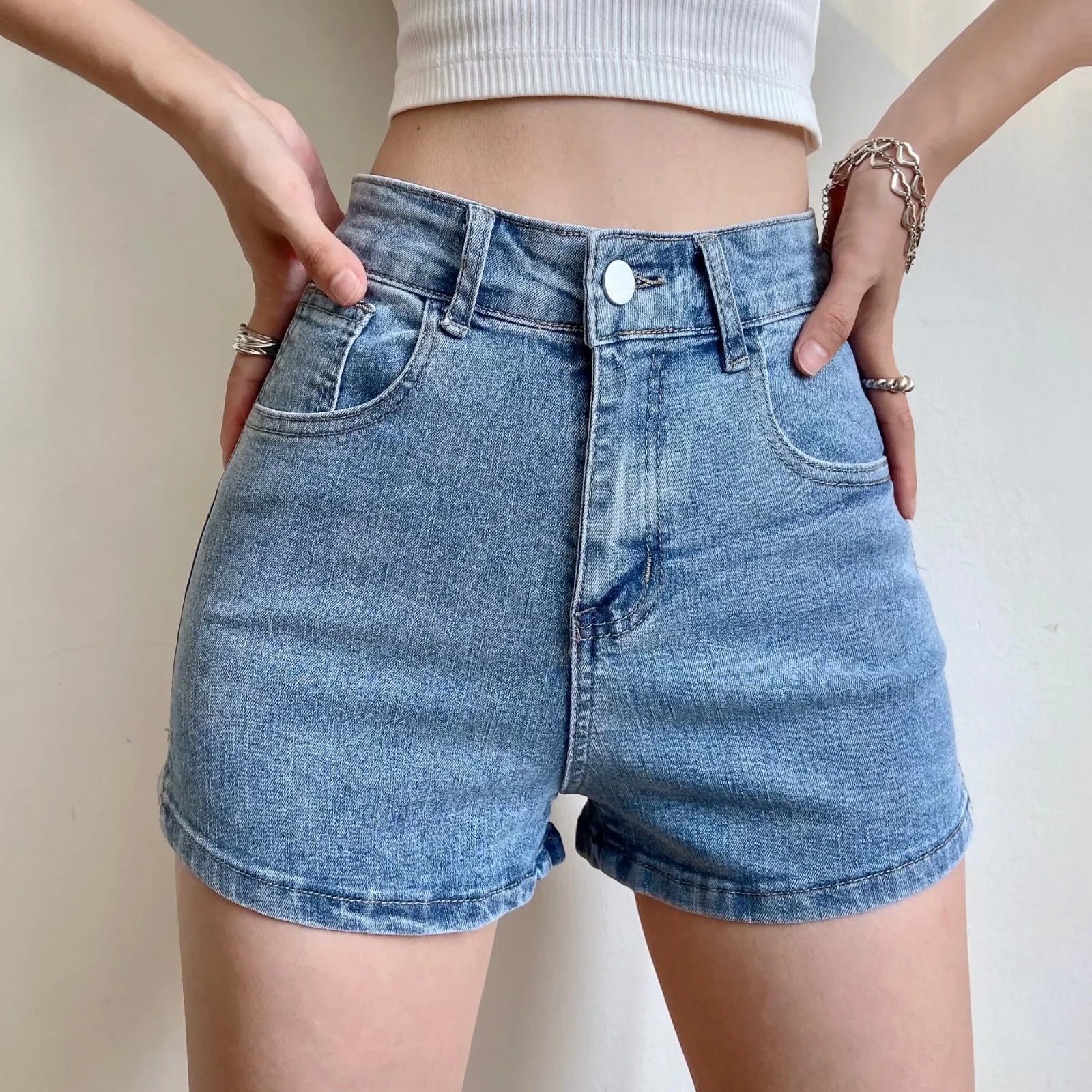 Quần short jean nữ, quần đùi co giãn cao cấp ADO JEANS.