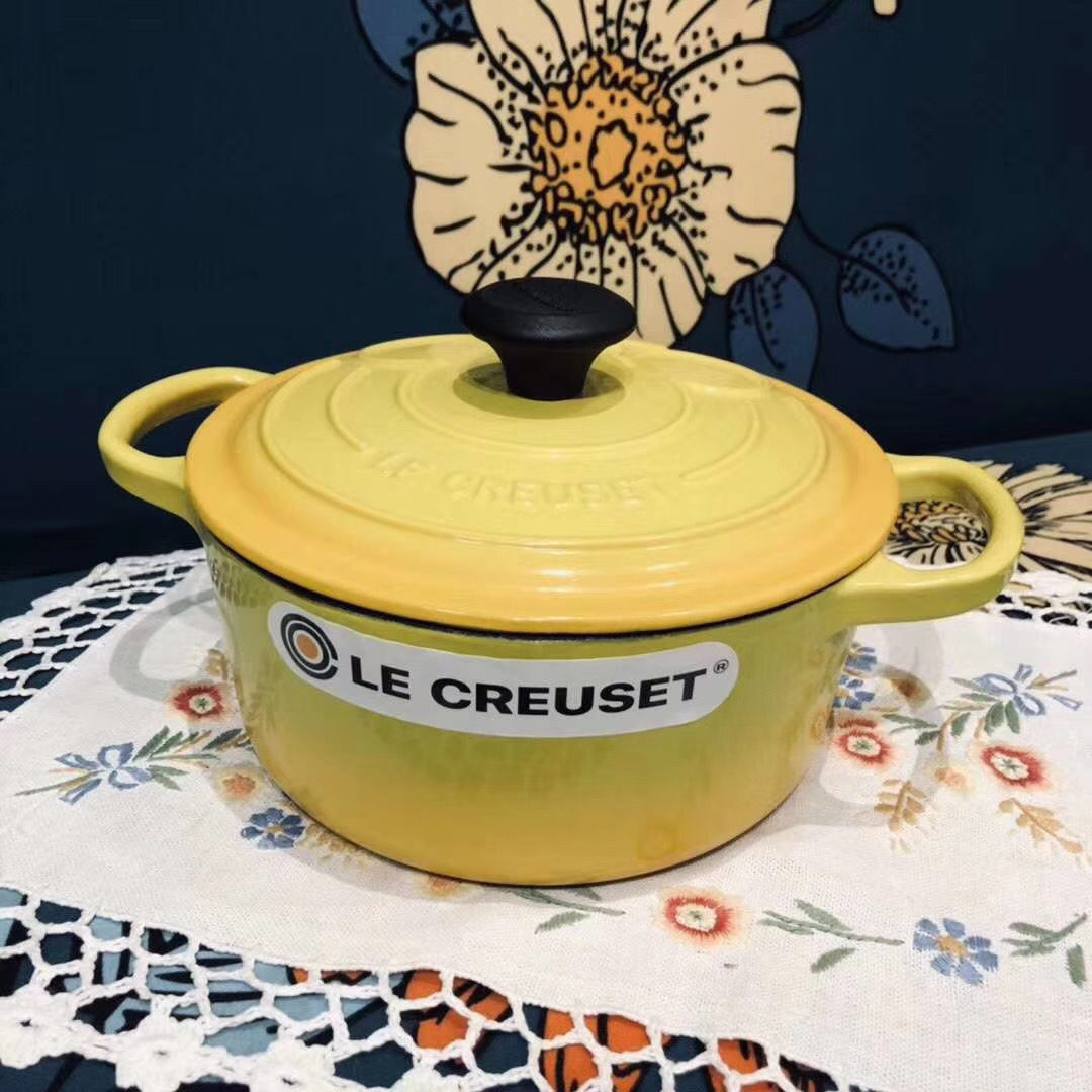 [ Free Ship] AI AN 14 - Nồi -men-le-creuset pot-micky-18cm (1)