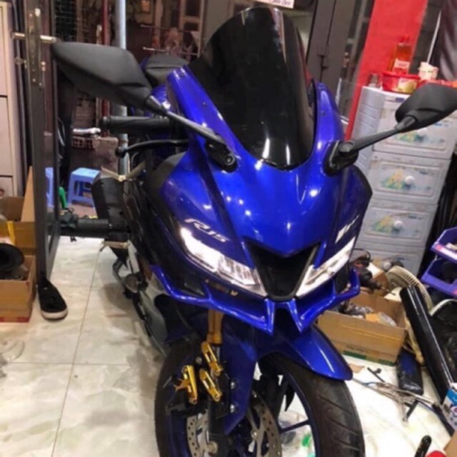 Kinh chắn gió r15 r15v3