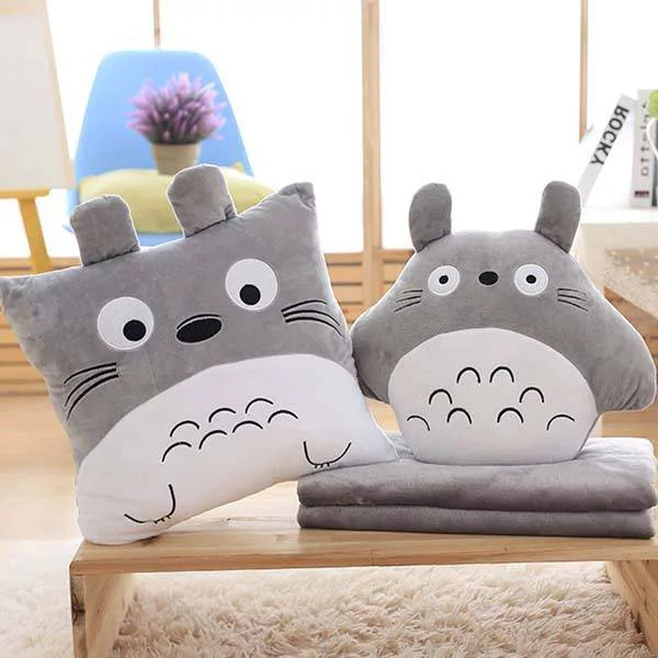 [HCM]Bộ chăn gối văn phòng 3in1-Totoro vừa làm gối ôm gối đầu chăn vô cùng tiên lợi cho đi làm và cả đi du lịch