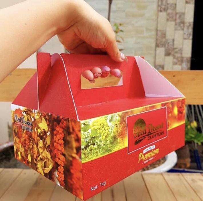 Nho khô nguyên cành hữu cơ Úc - Red Desert - hộp 1kg