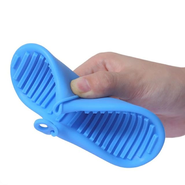 Dụng cụ bắc nồi silicon mềm