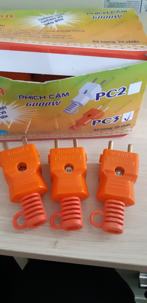 Phích cấm siêu tải 6000W VINAKA (3 cái)