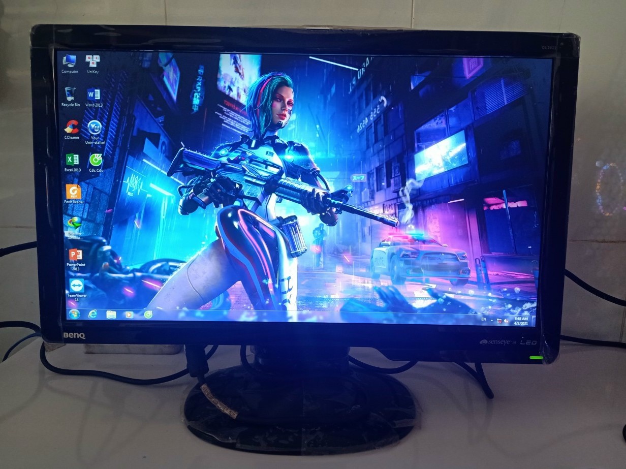 Màn hình hiệu BENQ 20in LED HD còn dán keo zin / kèm dây VGA và dây NGUỒN