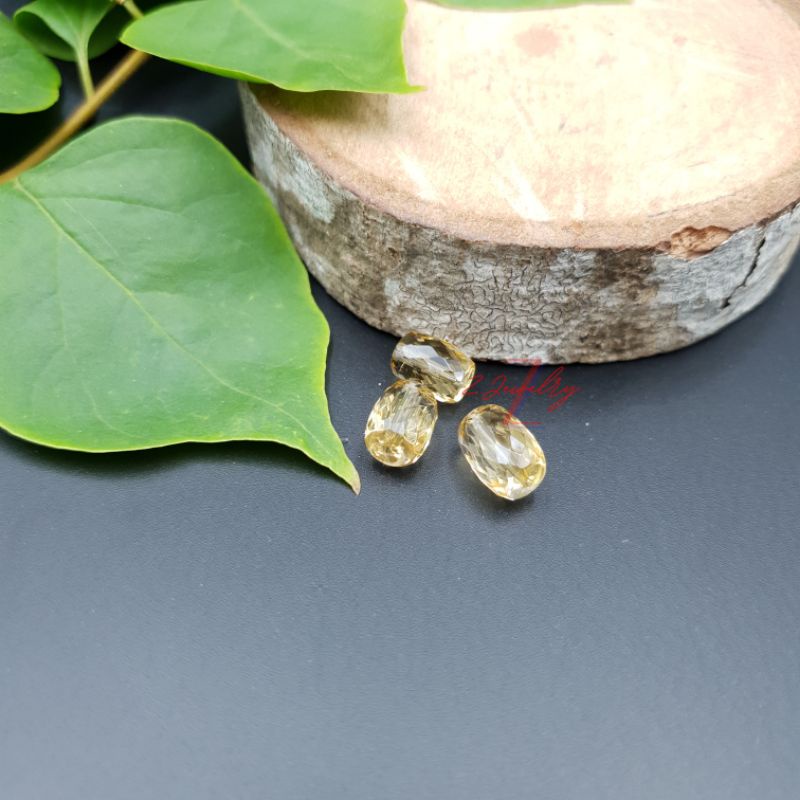 1 hạt t. a vàng cắt giác