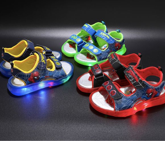 Giày xăng đan bé trai siêu nhân nhện có đèn Led từ 1 - 7tuổi