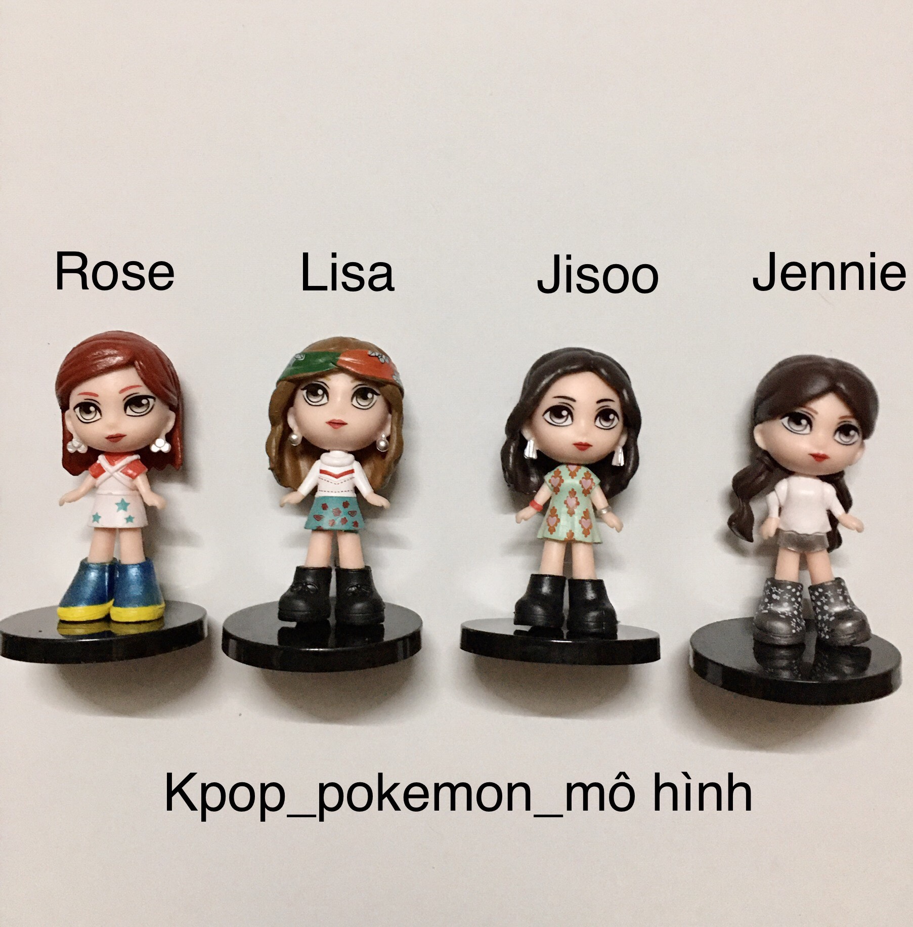 Set 4 mô hình búp bê các thành viên Blackpink Mẫu mới - Mẫu 4