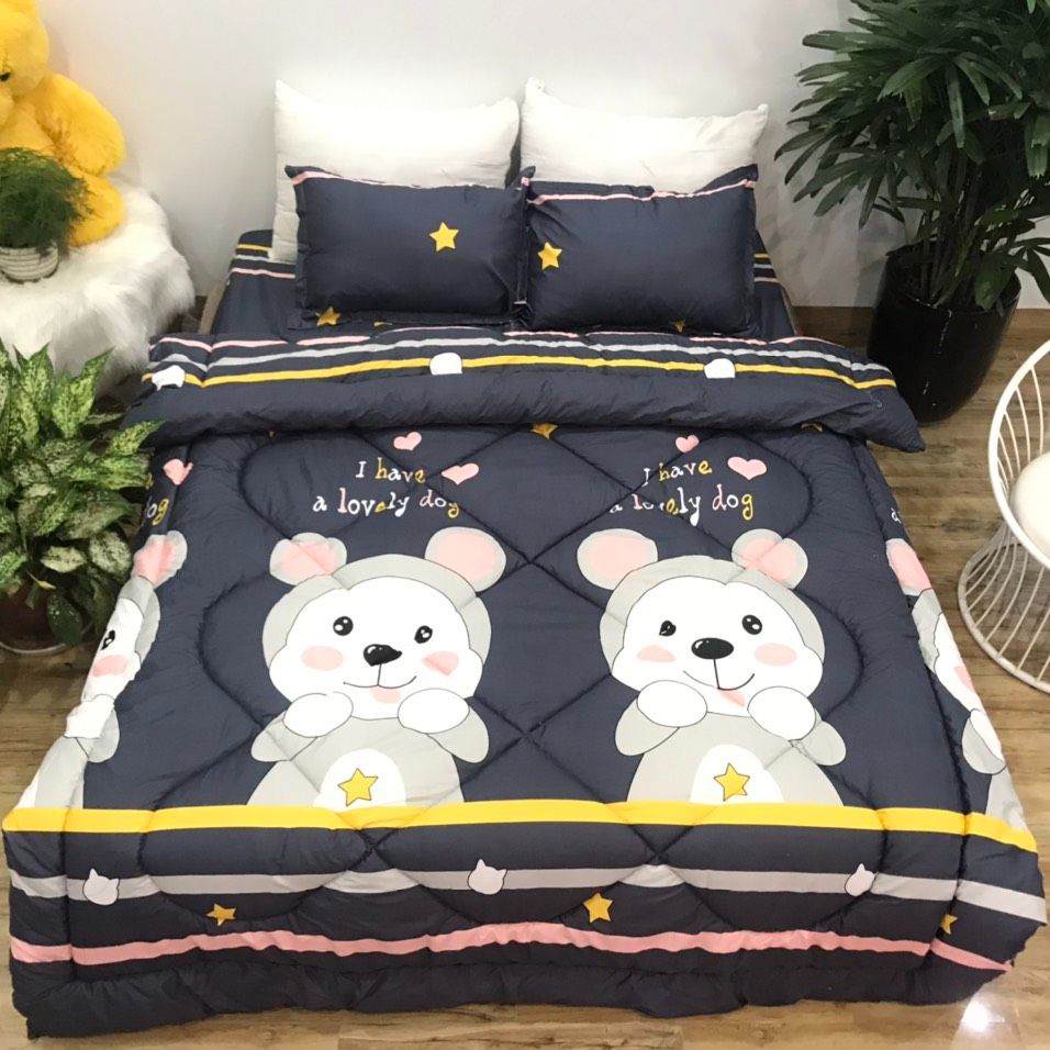 Bộ ga gối đẹp chất cotton poly Hàn Quốc cho trẻ em giá rẻ: 1 Ga chun bọc + 2 vỏ gối màu đen chất Cotton Poly họa tiết chú GẤU TRẮNG cho các bé