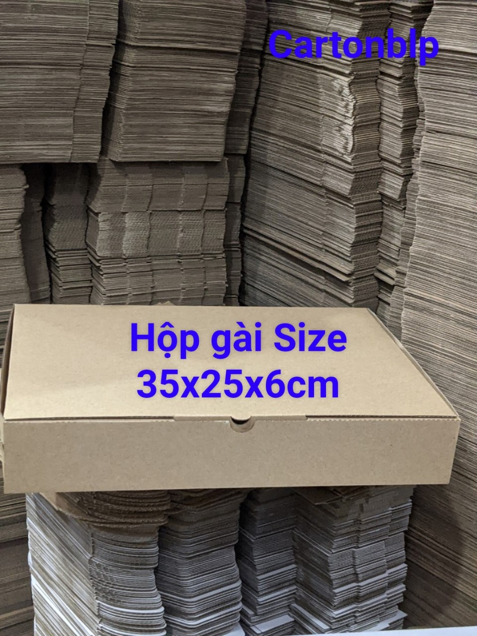 Combo 10 hộp carton đựng quần áo phụ kiện size 35x25x6cm