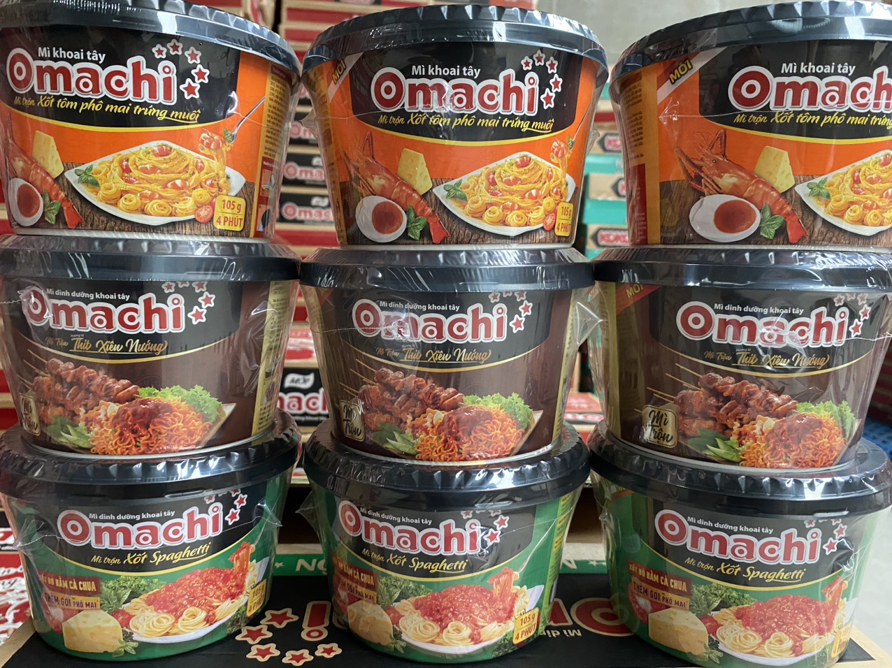 Mì trộn Omachi Ba Vị xốt Spaghetti, Xốt Tôm Phô Mai Trứng Muối, Thịt Xiên Nướng