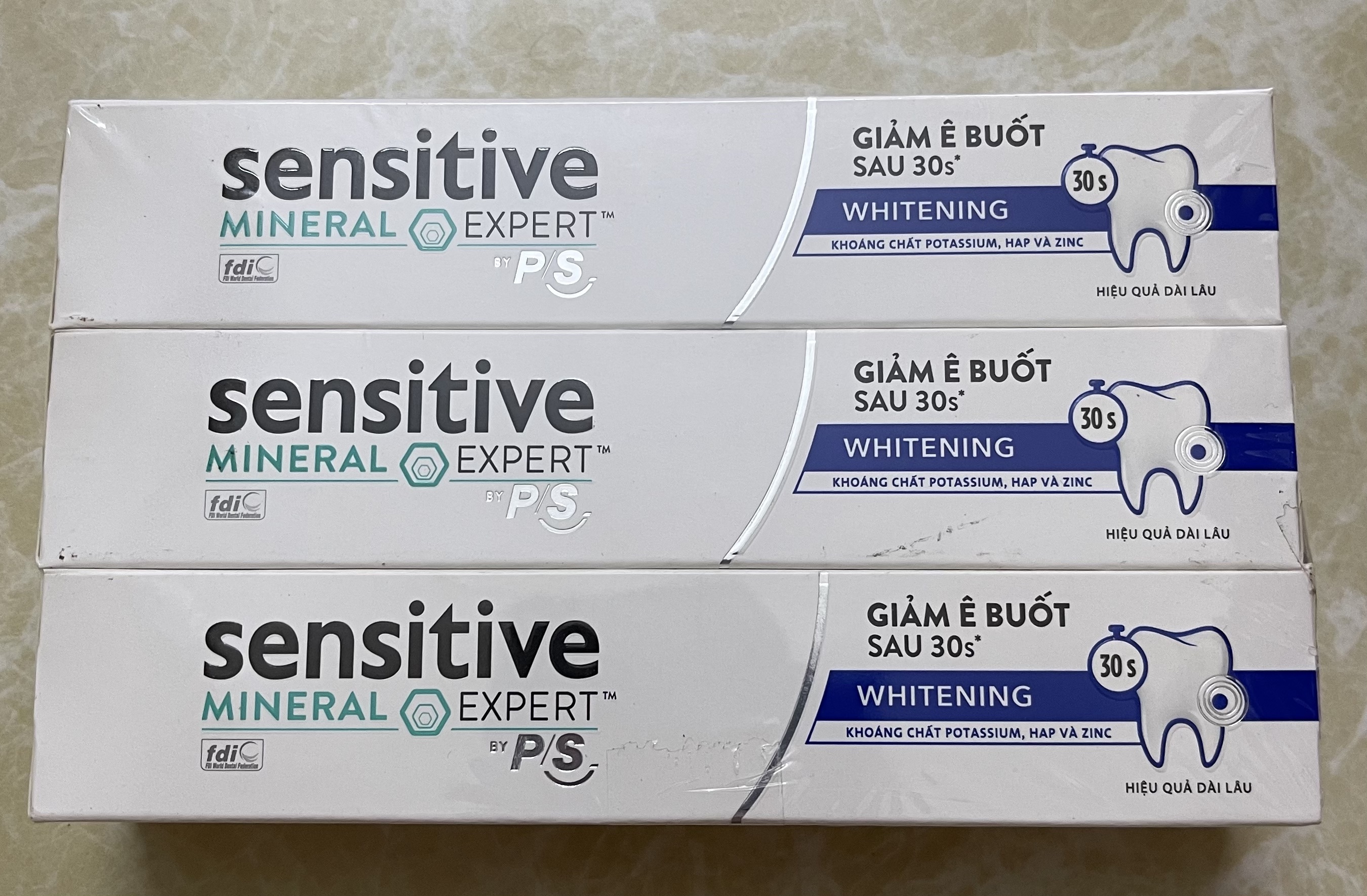 Combo 3 hộp Kem đánh răng Sensitive Expert by P/S Whitening Trắng Răng 100g/hộp