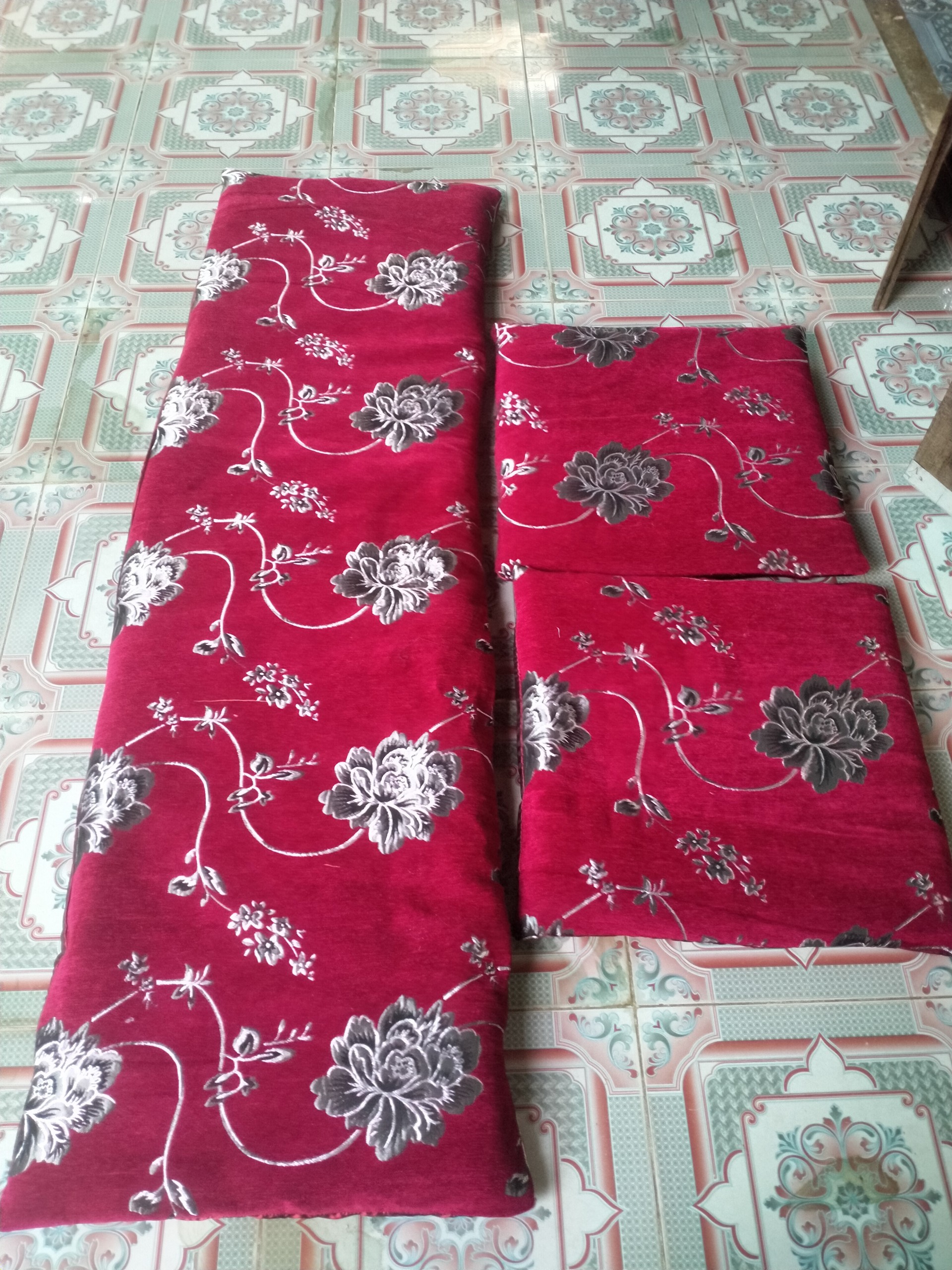 Thảm trải ghế gỗ sofa kèm vỏ bọc nỉ nhung thô 1m70x50x5 cm và 2 ngắn 50x50x5 cm