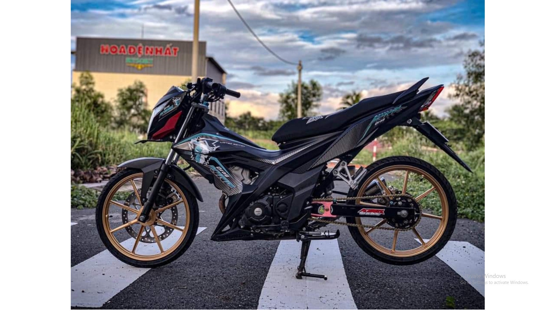Xe Suzuki Raider 150 và Honda Sonic 150 Ai hơn ai