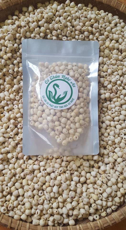 Hạt sen Huế loại 1 ( sen Huế chuẩn, đã sấy khô, thơm, bở,bùi dùng nấu chè, nấu cháo...)